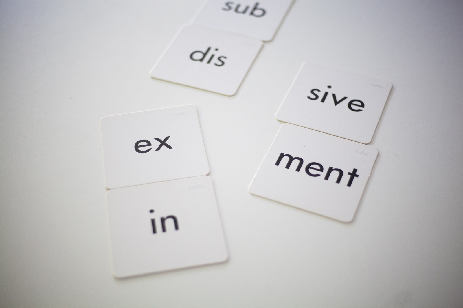 Word-part cards laid out on a table during a Novaread reading lesson
